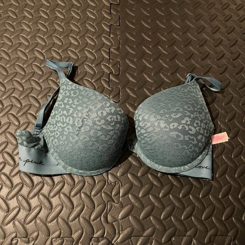 Victorias Secret Pink Push Up bra 32c